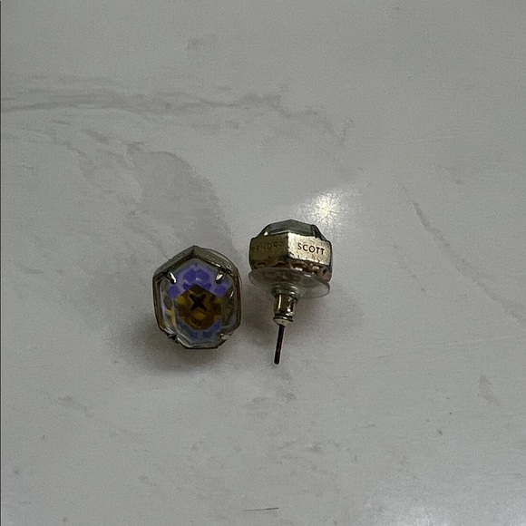Kendra Scott Gold and clear iridescent Earrings - Picture 1 of 4